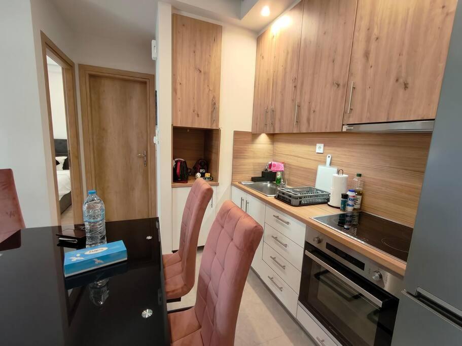 Chic Apartment Near Acropolis Athén Kültér fotó